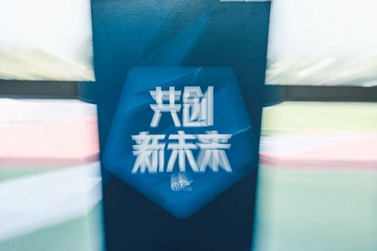 快步是漂亮女人
