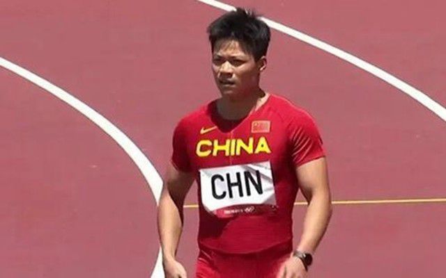 出差的妻子