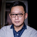 军人丈夫的性交